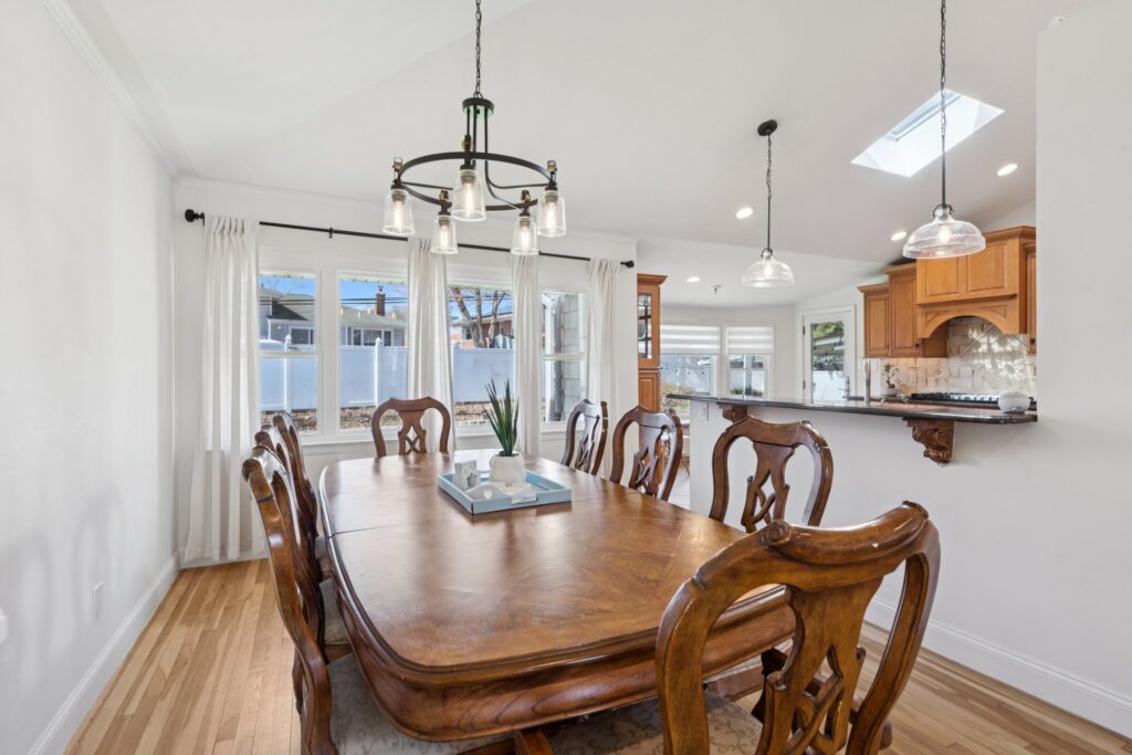 12-web-or-mls-Wayland Rd-S0704-012 12-web-or-mls-Wayland Rd-S0704-012