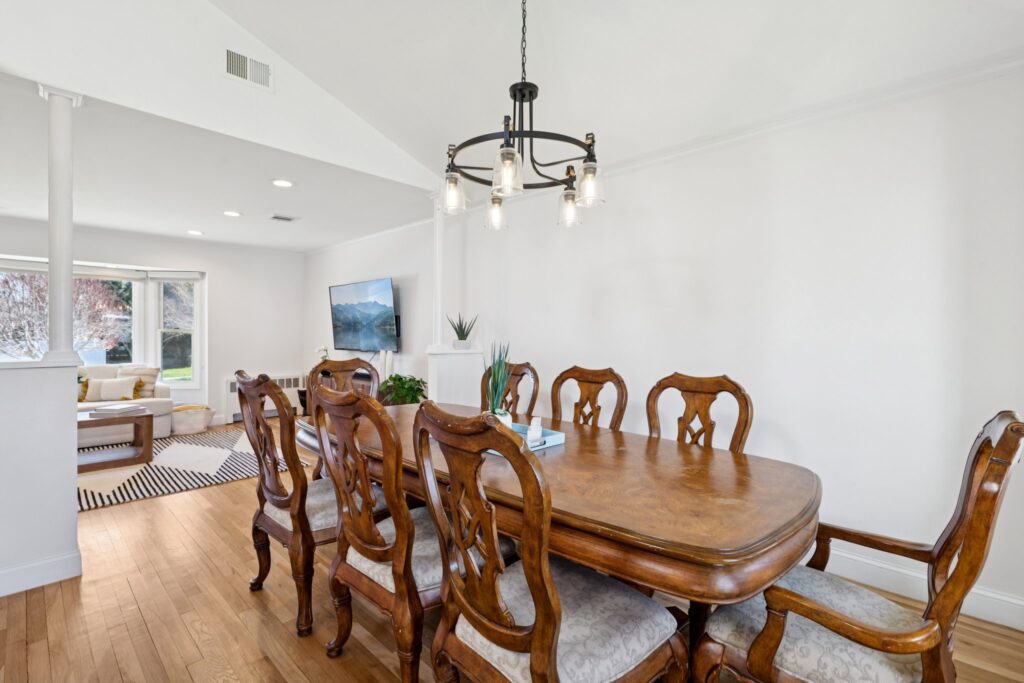 13-web-or-mls-Wayland Rd-S0704-013 13-web-or-mls-Wayland Rd-S0704-013