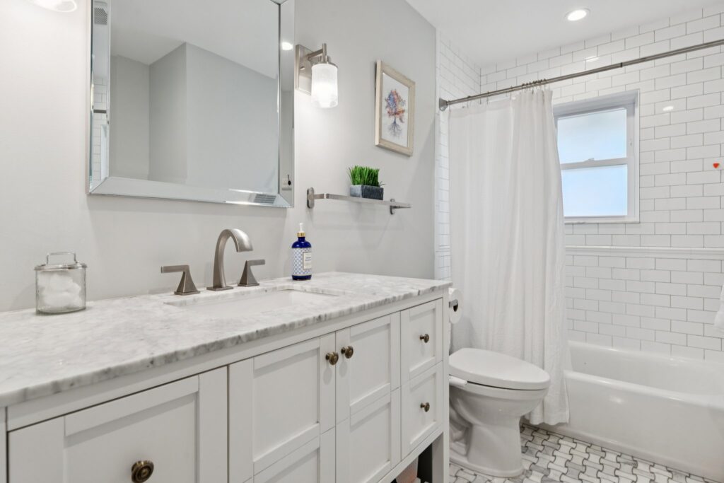 23-web-or-mls-Wayland Rd-S0704-023 23-web-or-mls-Wayland Rd-S0704-023