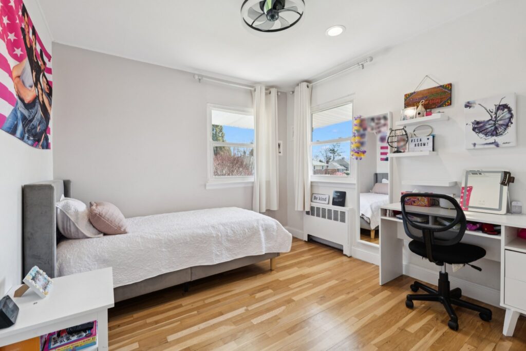 26-web-or-mls-Wayland Rd-S0704-026 26-web-or-mls-Wayland Rd-S0704-026