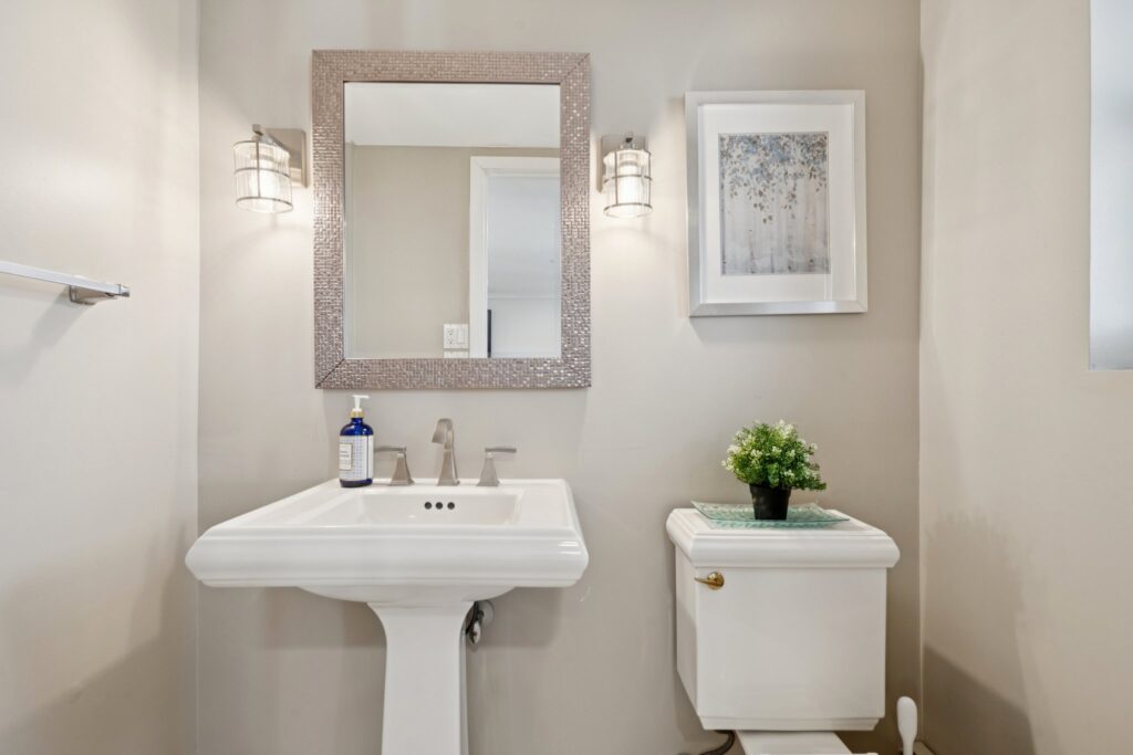 27-web-or-mls-Wayland Rd-S0704-027 27-web-or-mls-Wayland Rd-S0704-027